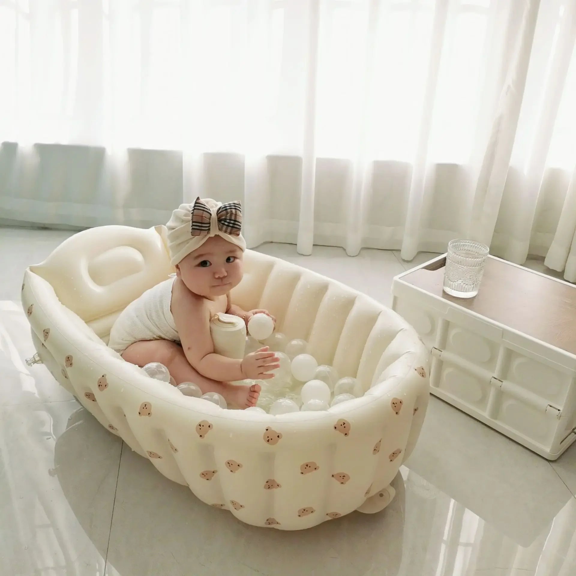Banheira Inflável SplashBaby™ – Conforto e Diversão para o Seu Pequeno