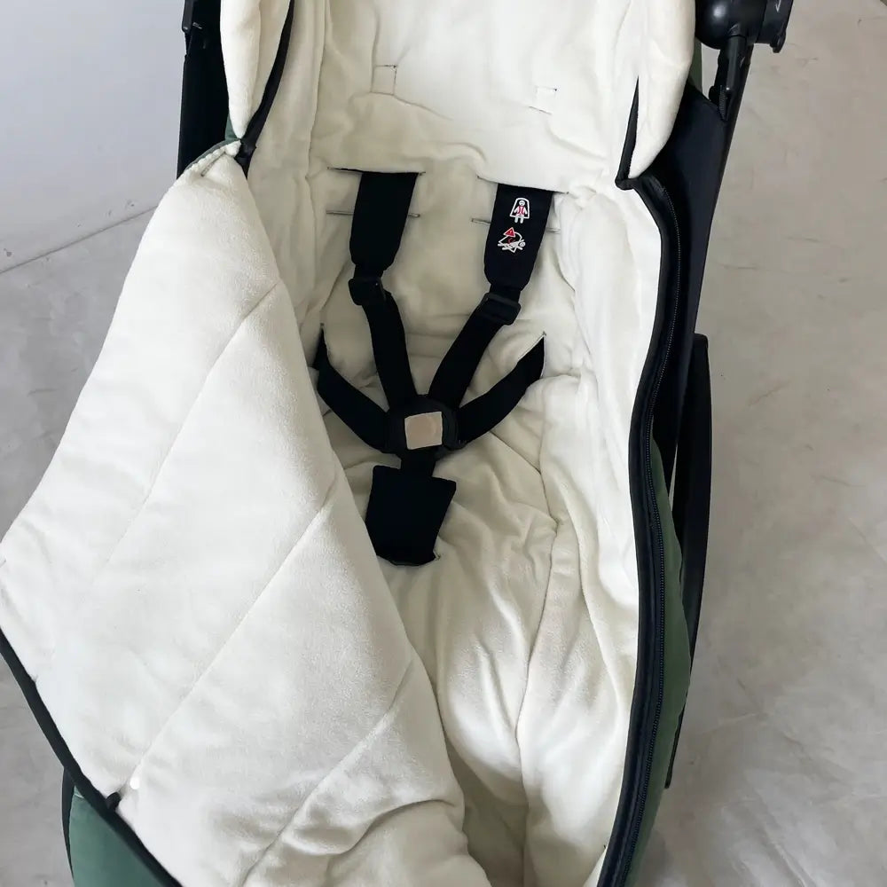 Protetor Térmico Premium para Carrinhos de Bebê – Ajustável e Impermeável
